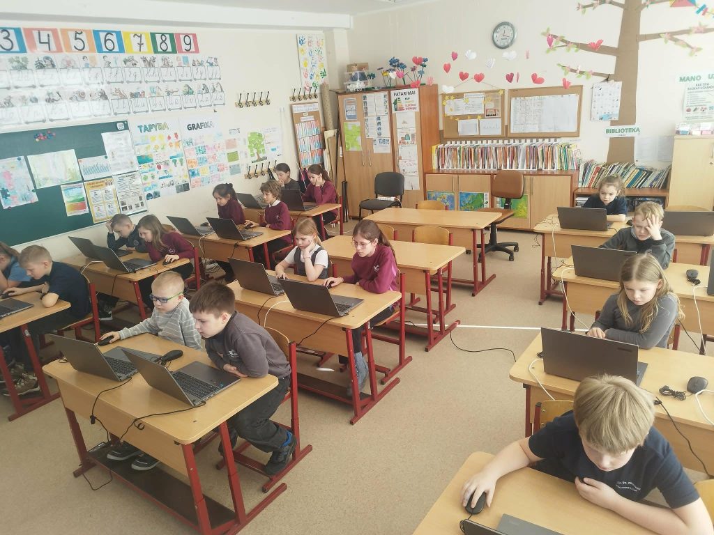 647448436_1593356696126232_927395534891024806_n