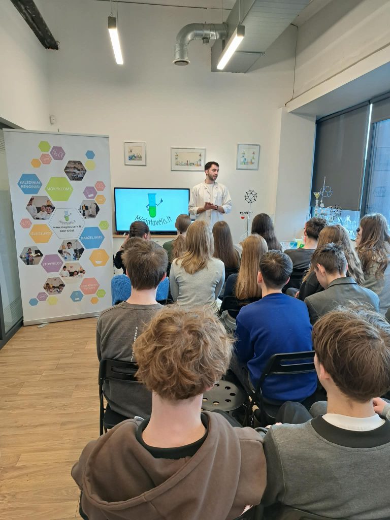 658430164_1612899400838628_2526828789799218245_n