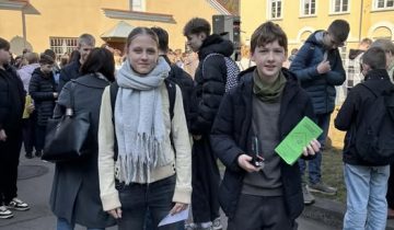 659011668_1617686493693252_209235253194231091_n