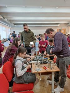 received_903463579242758 (1)